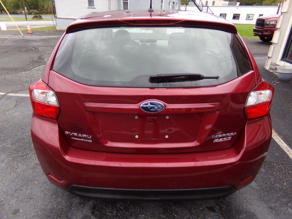 Photo 3 of this SUBARU IMPREZA