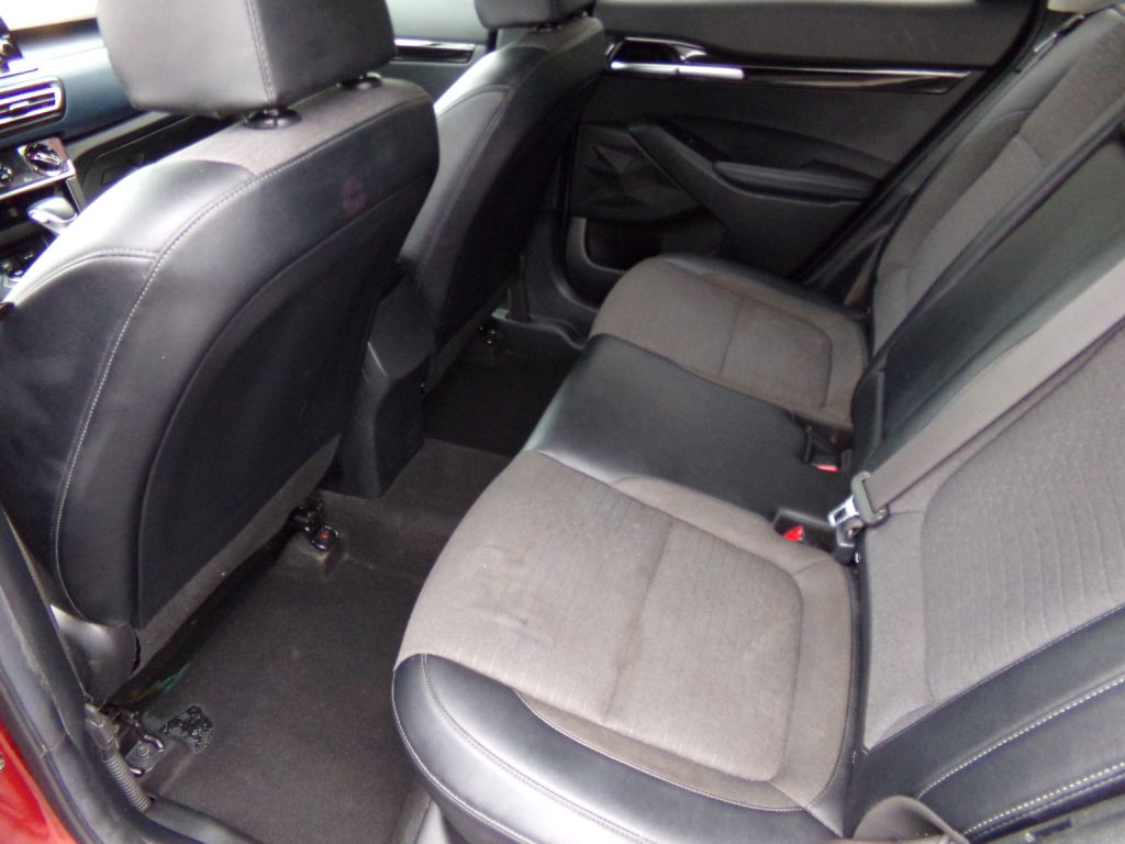 Photo 8 of this KIA SELTOS