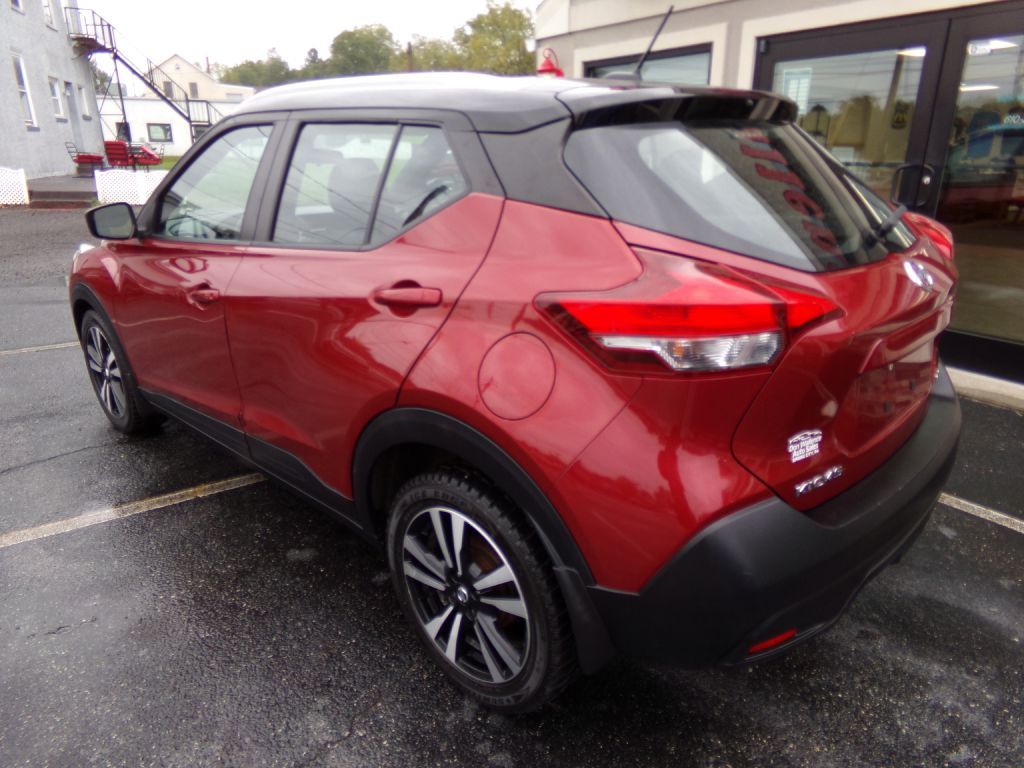 Photo 2 of this NISSAN KICKS