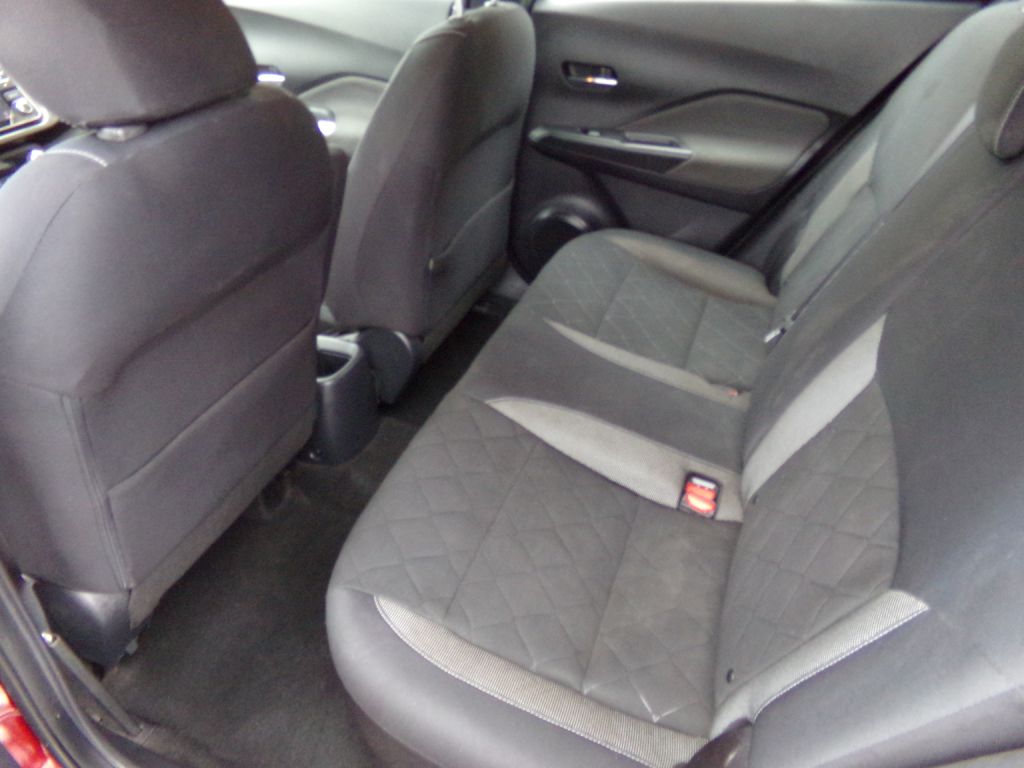 Photo 8 of this NISSAN KICKS