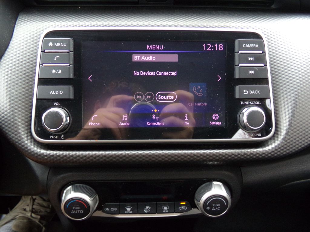 Photo 11 of this NISSAN KICKS