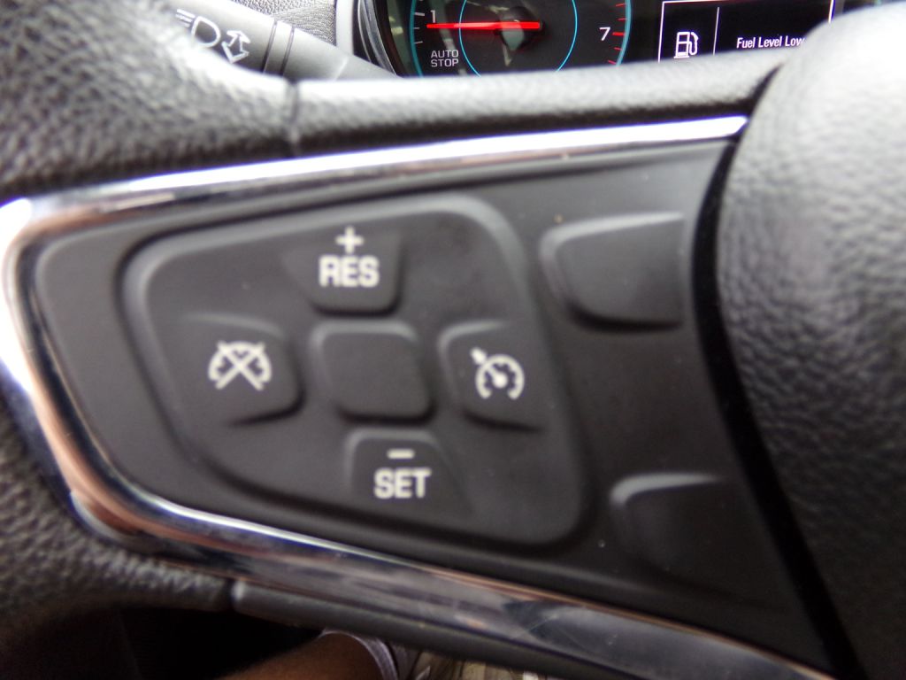 Photo 14 of this CHEVROLET CRUZE