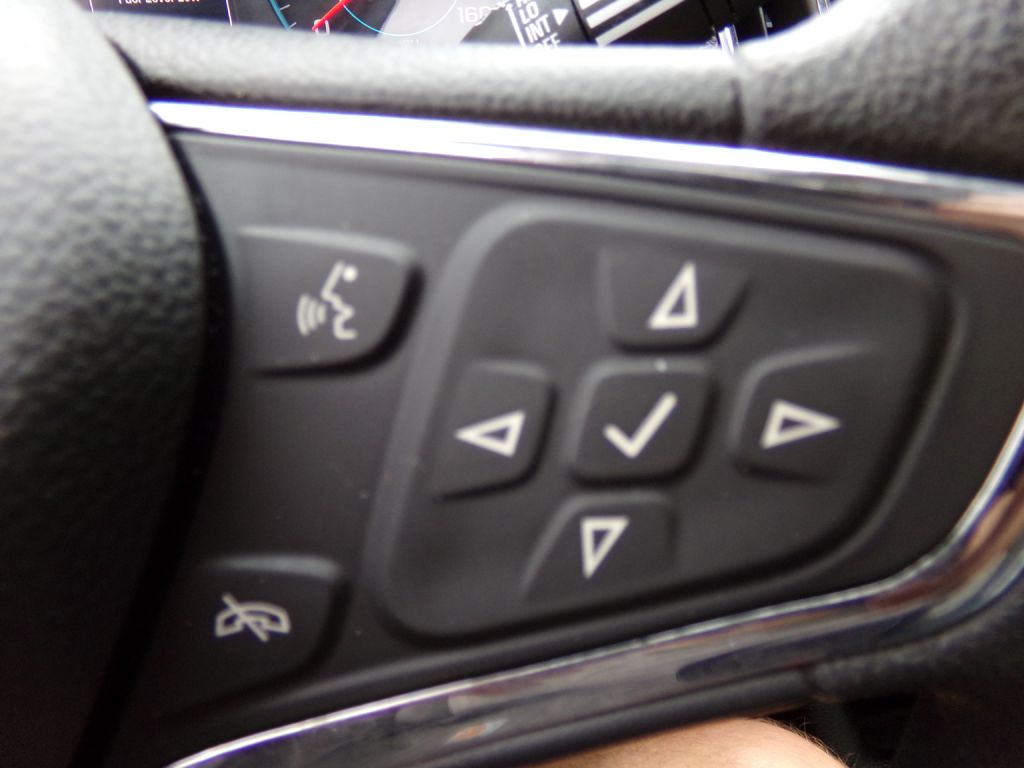 Photo 15 of this CHEVROLET CRUZE