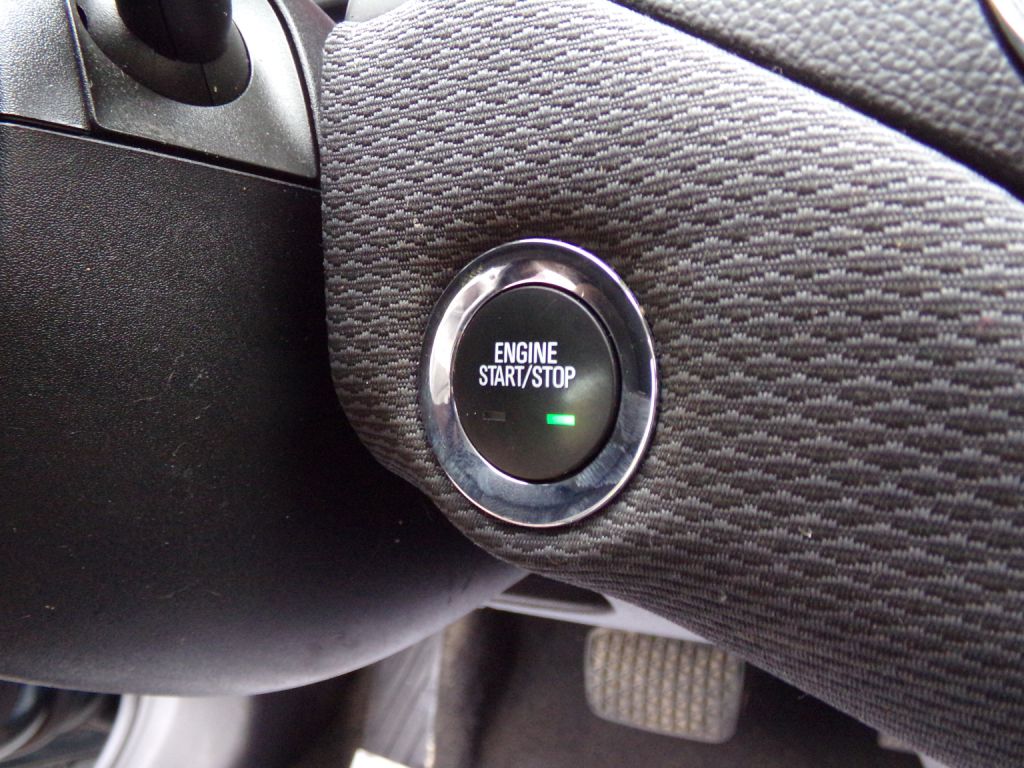 Photo 16 of this CHEVROLET CRUZE