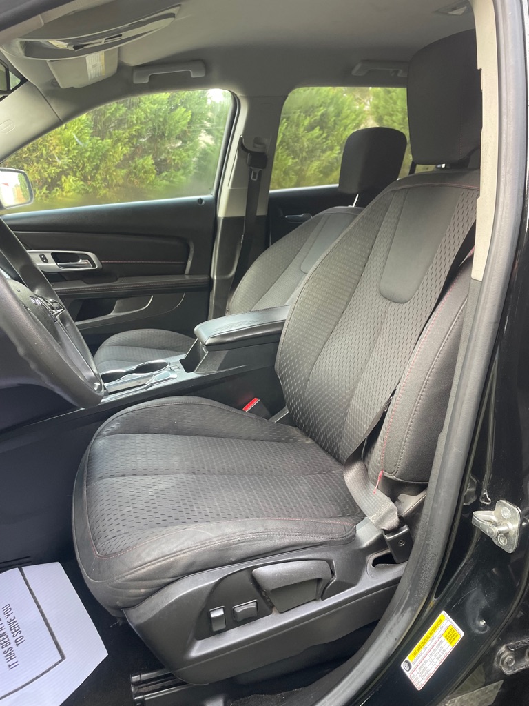 Photo 8 of this GMC TERRAIN