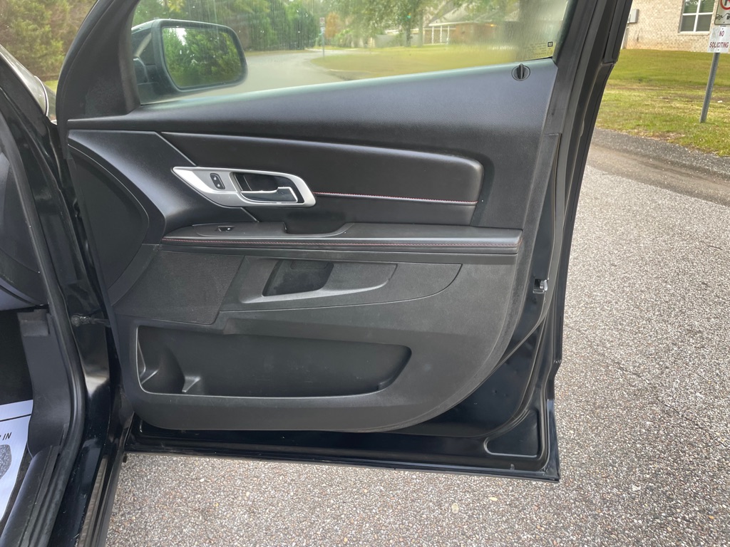 Photo 16 of this GMC TERRAIN