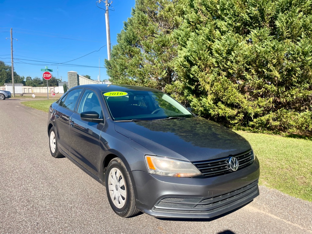 Photo 5 of this VOLKSWAGEN JETTA