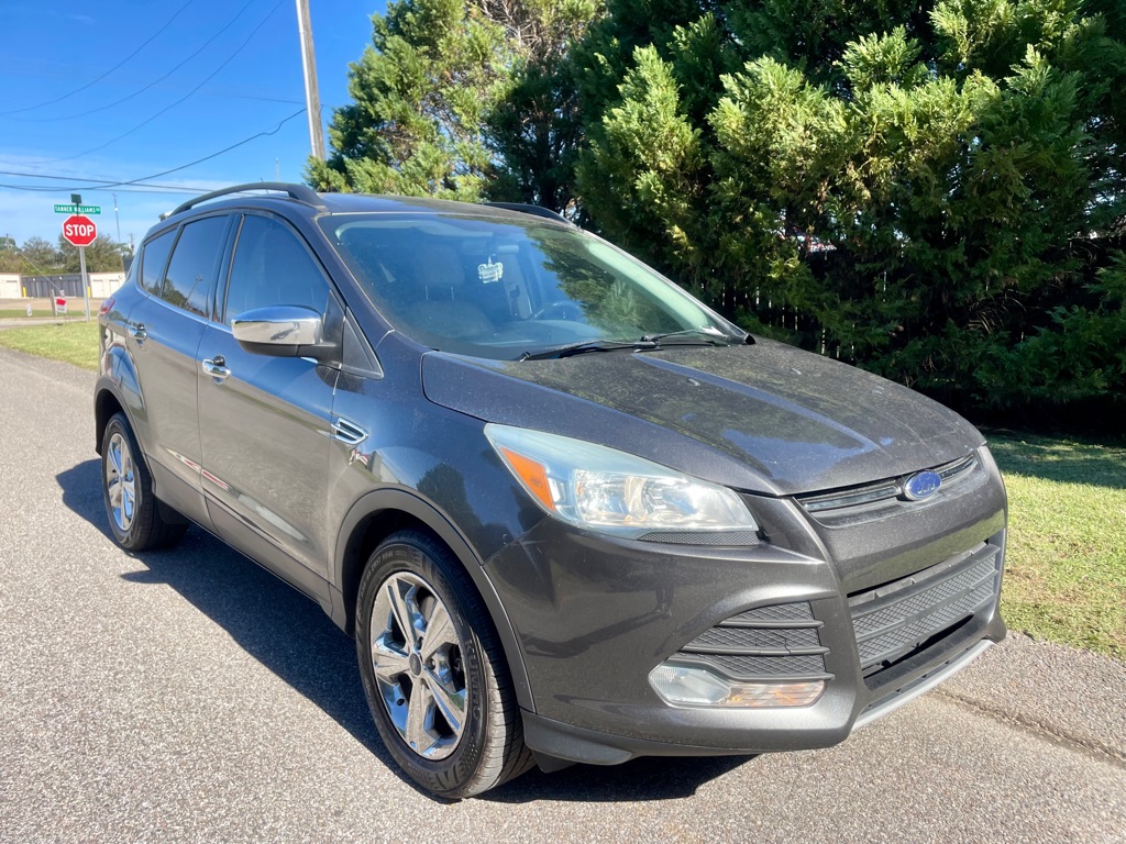 Photo 6 of this FORD ESCAPE