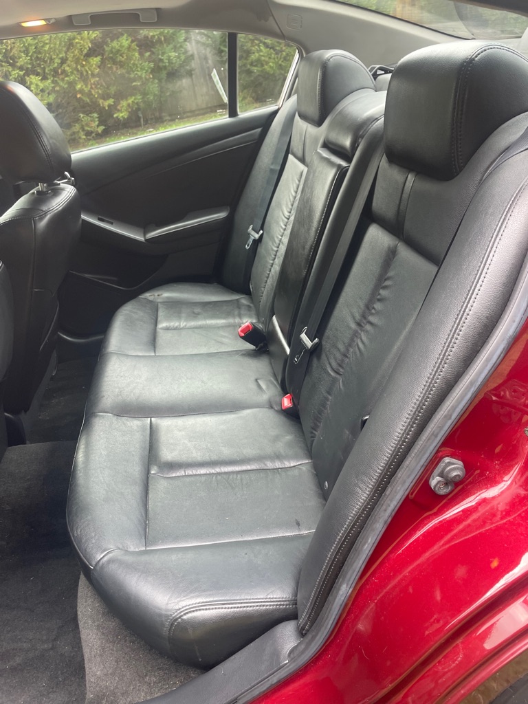 Photo 10 of this NISSAN ALTIMA