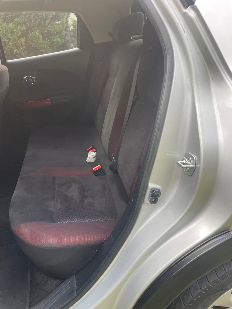 Photo 10 of this NISSAN JUKE