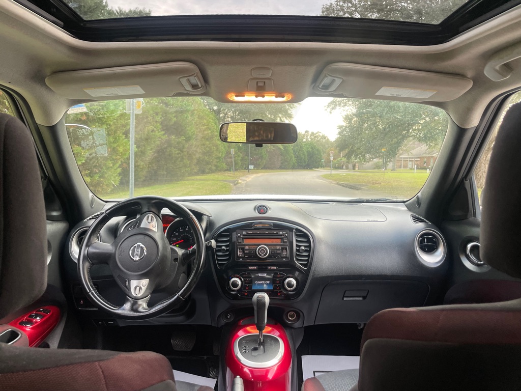 Photo 18 of this NISSAN JUKE