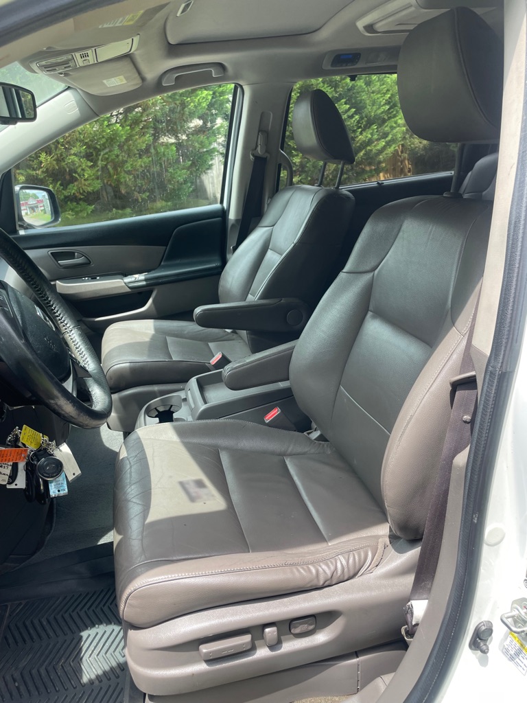 Photo 8 of this HONDA ODYSSEY