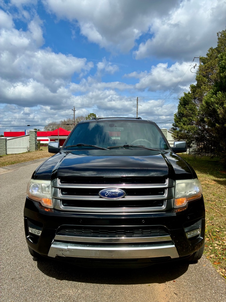 Photo 2 of this FORD EXPEDITION EL
