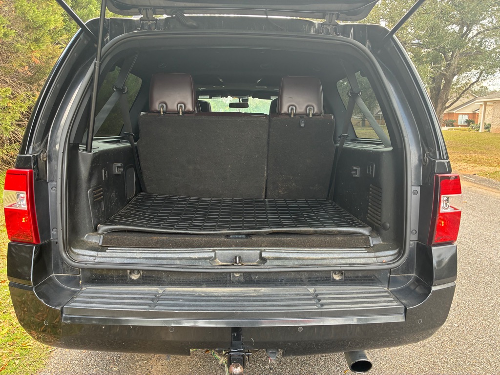 Photo 14 of this FORD EXPEDITION EL