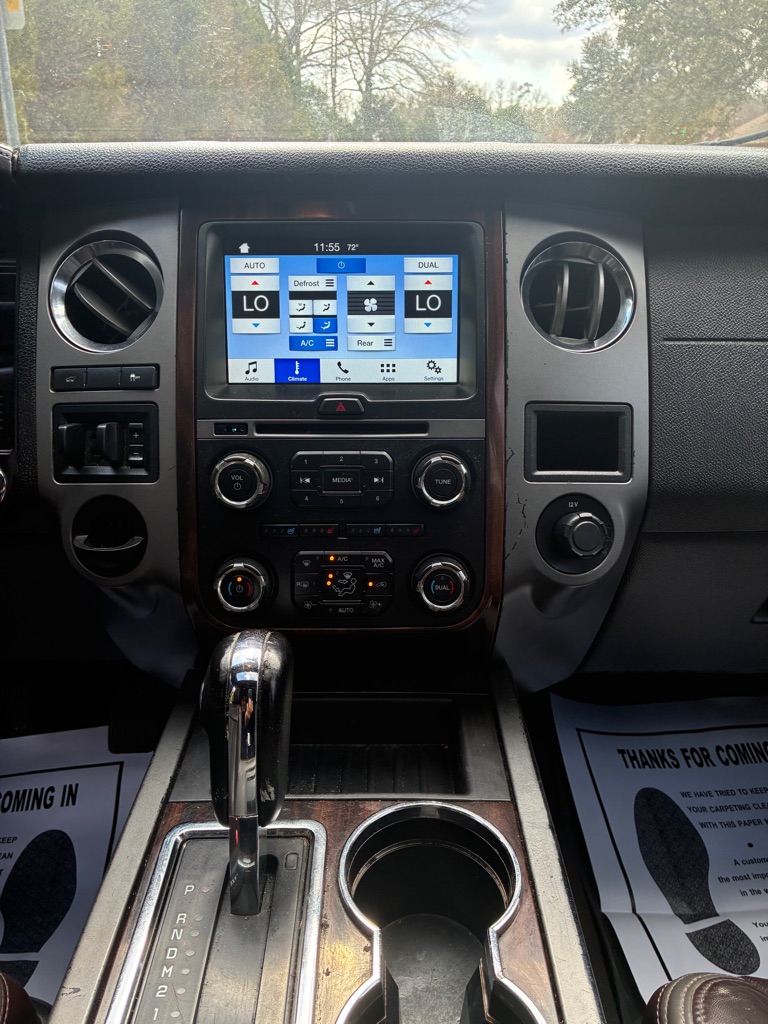 Photo 13 of this FORD EXPEDITION EL