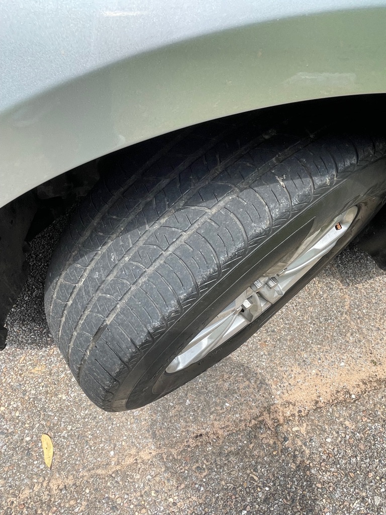 Photo 18 of this CHEVROLET EQUINOX