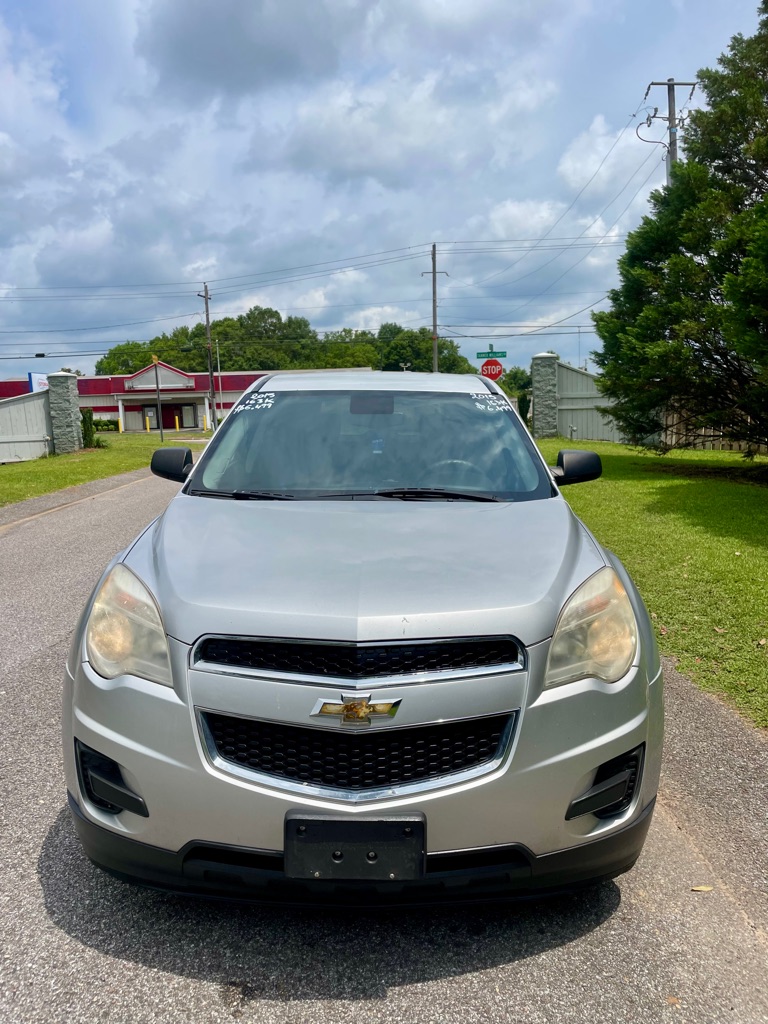 Photo 2 of this CHEVROLET EQUINOX