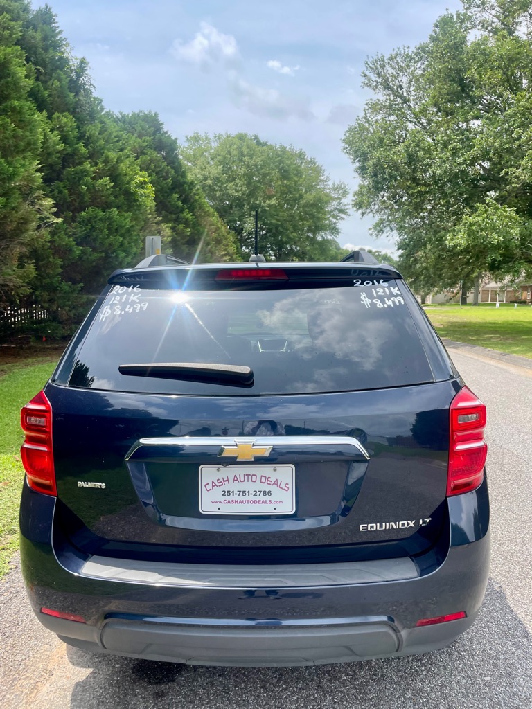 Photo 4 of this CHEVROLET EQUINOX