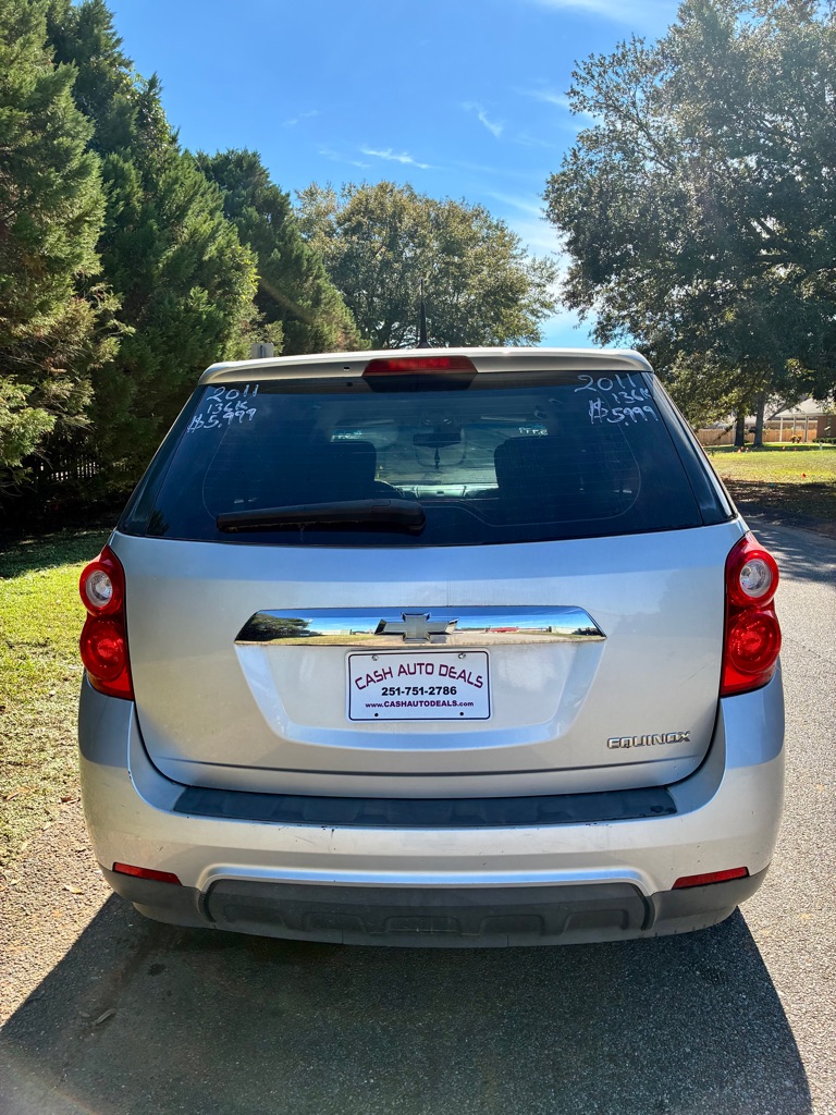 Photo 4 of this CHEVROLET EQUINOX