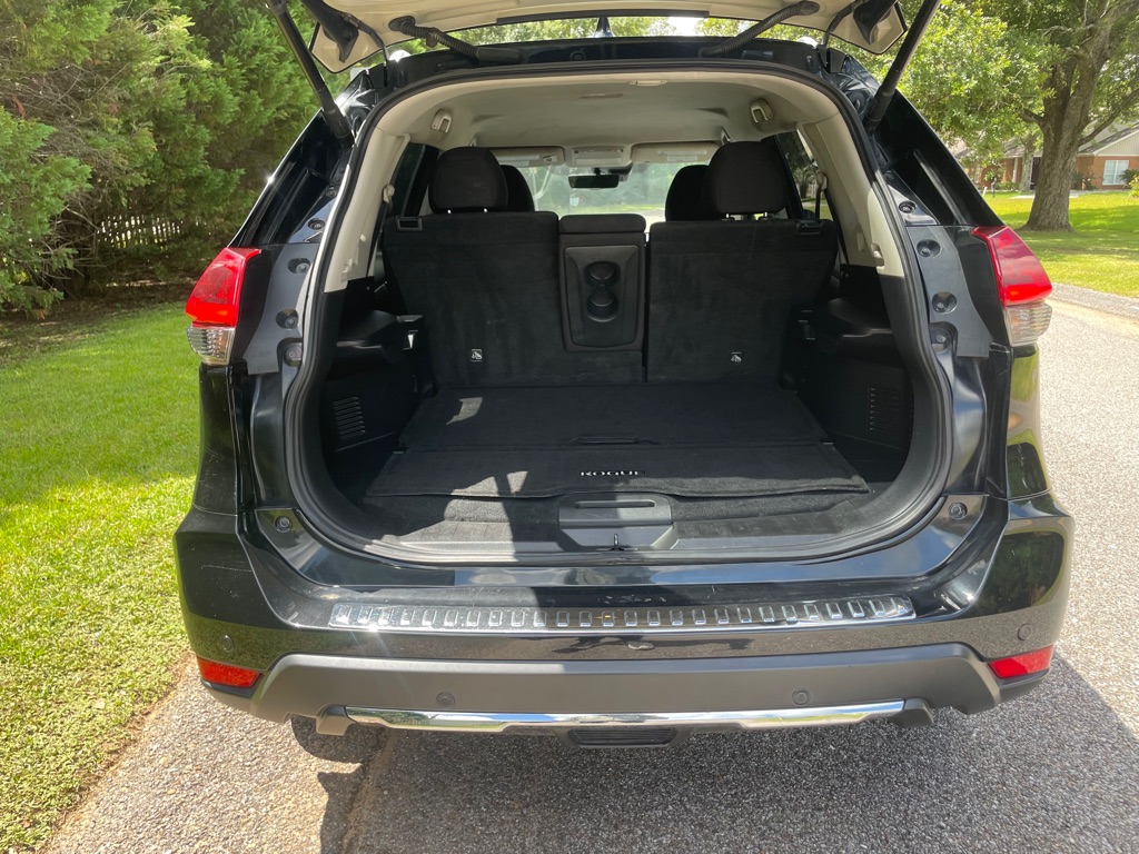 Photo 13 of this NISSAN ROGUE