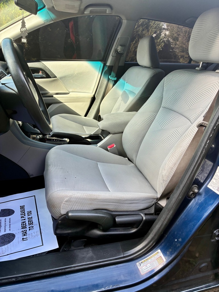 Photo 9 of this HONDA ACCORD