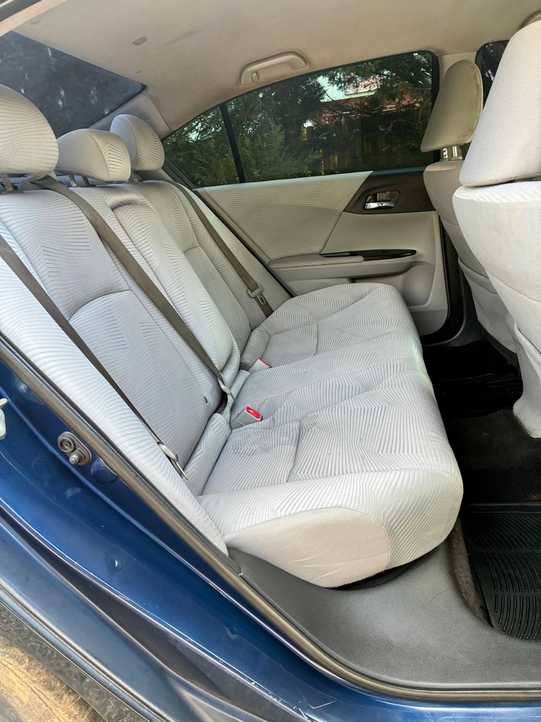 Photo 15 of this HONDA ACCORD
