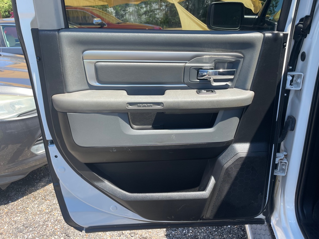 Photo 16 of this RAM 1500