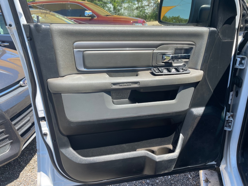 Photo 14 of this RAM 1500