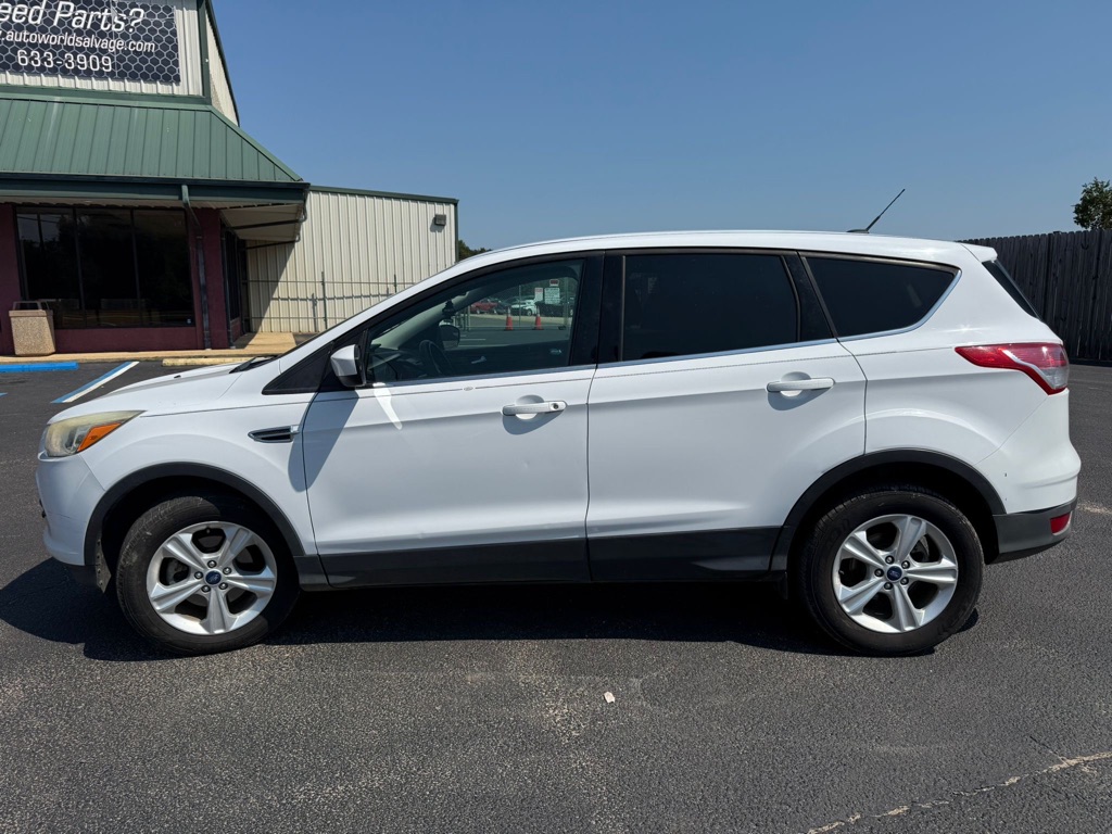 Photo 3 of this FORD ESCAPE