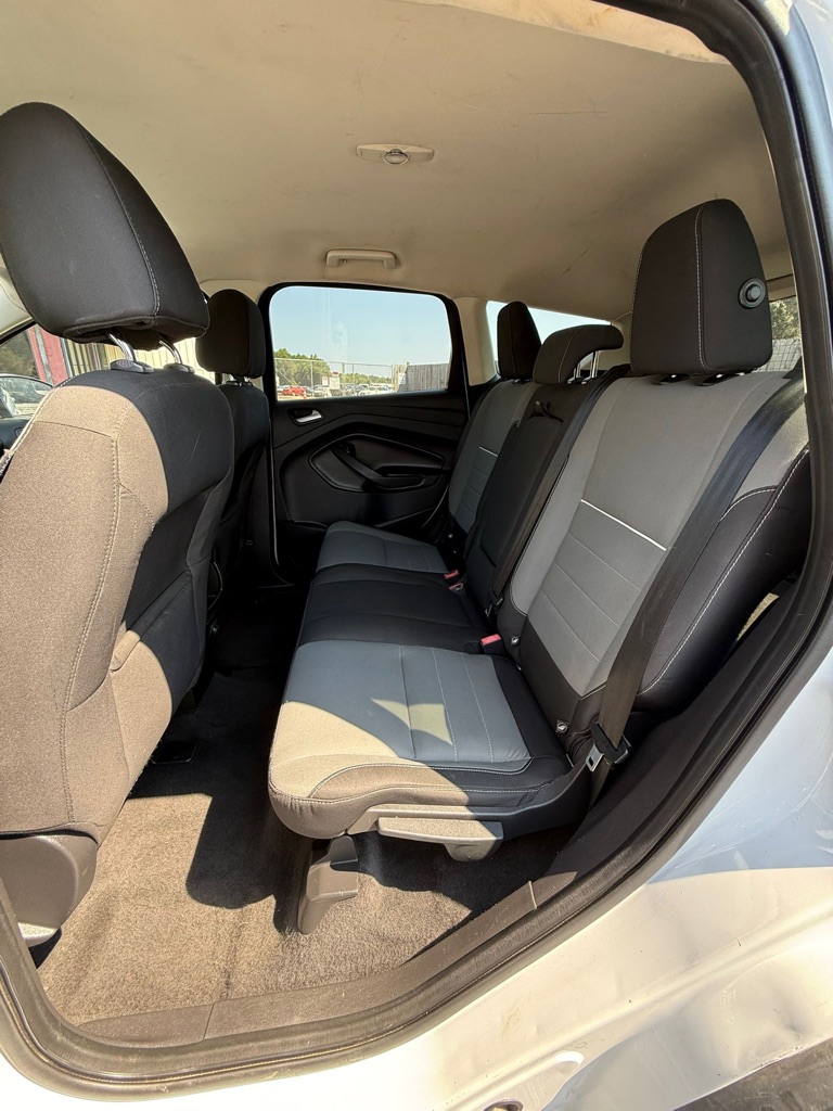 Photo 19 of this FORD ESCAPE