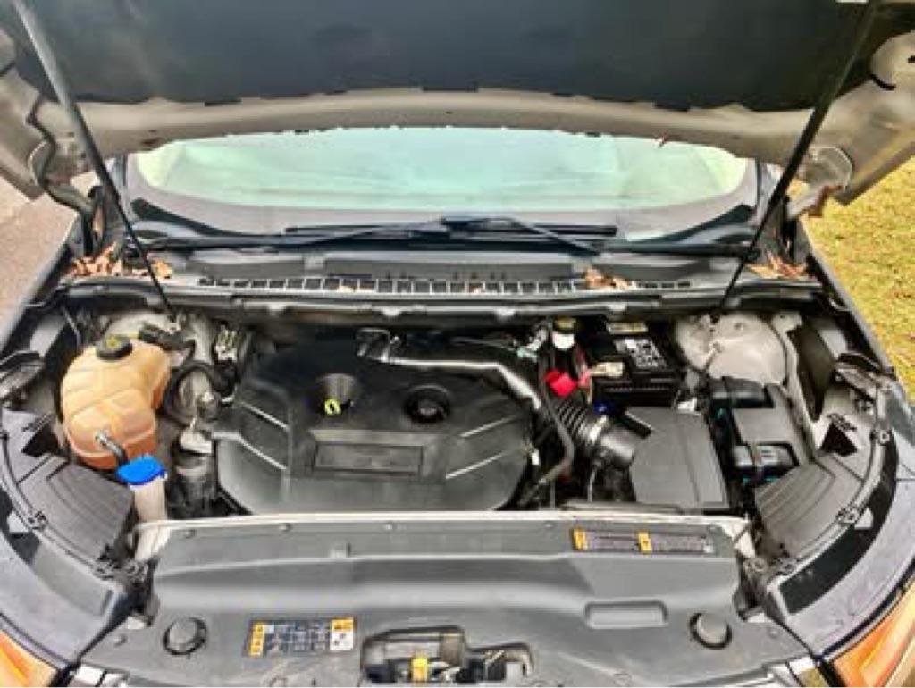 Photo 18 of this FORD EDGE