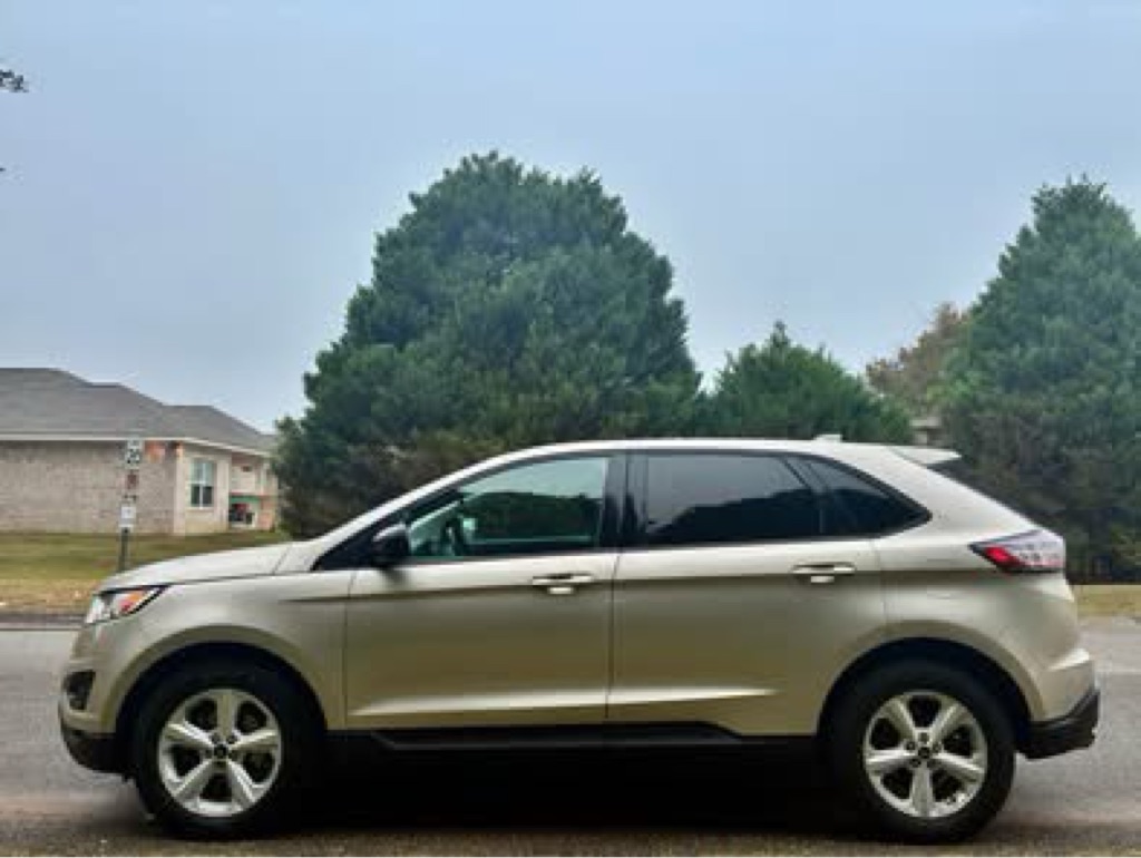 Photo 4 of this FORD EDGE