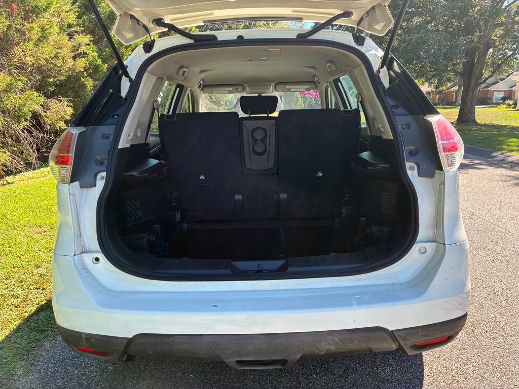 Photo 28 of this NISSAN ROGUE