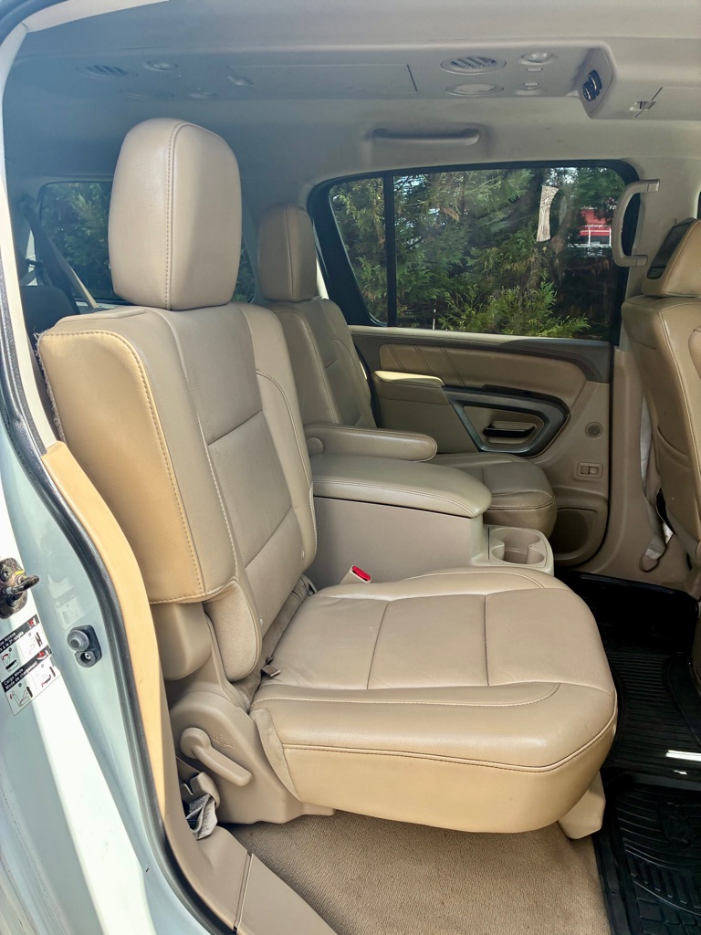 Photo 14 of this NISSAN ARMADA