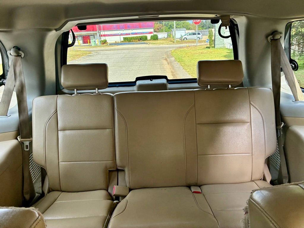 Photo 18 of this NISSAN ARMADA