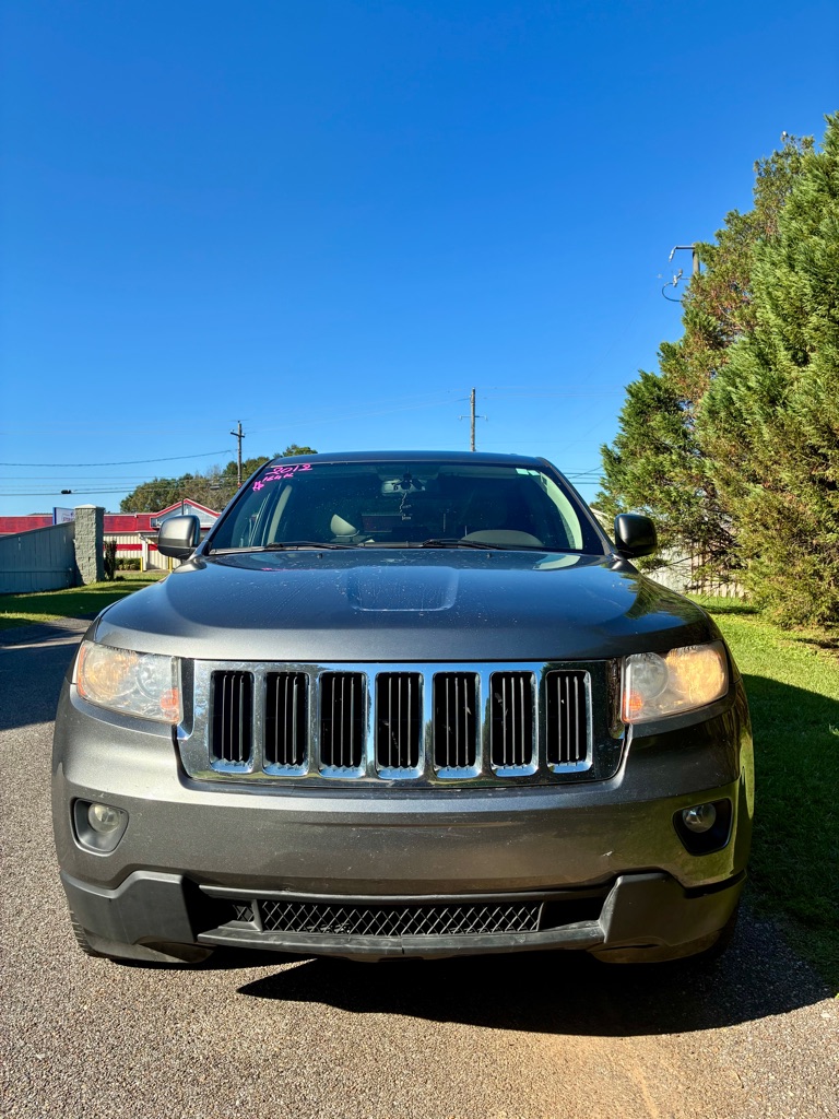 Photo 2 of this JEEP GRAND CHEROKEE