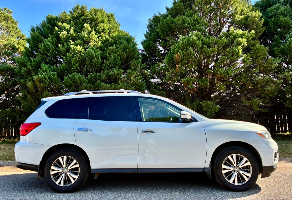 Photo 6 of this NISSAN PATHFINDER