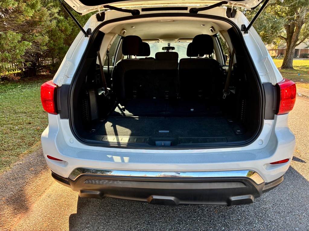 Photo 13 of this NISSAN PATHFINDER