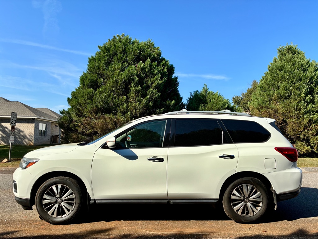 Photo 3 of this NISSAN PATHFINDER