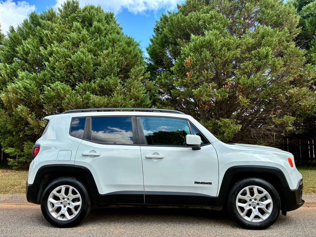 Photo 6 of this JEEP RENEGADE