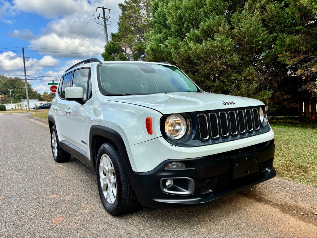 Photo 5 of this JEEP RENEGADE