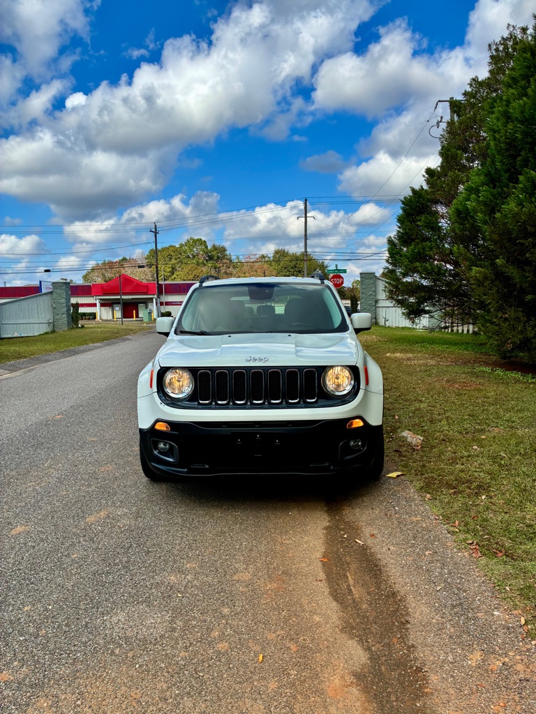 Photo 7 of this JEEP RENEGADE