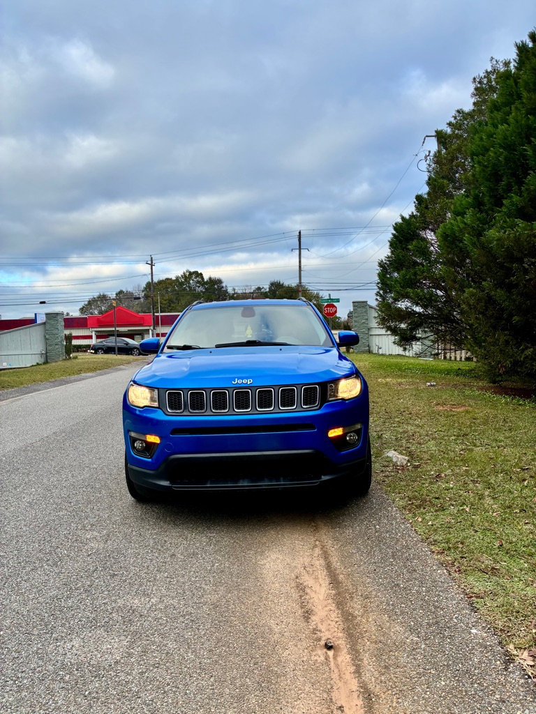 Photo 6 of this JEEP COMPASS