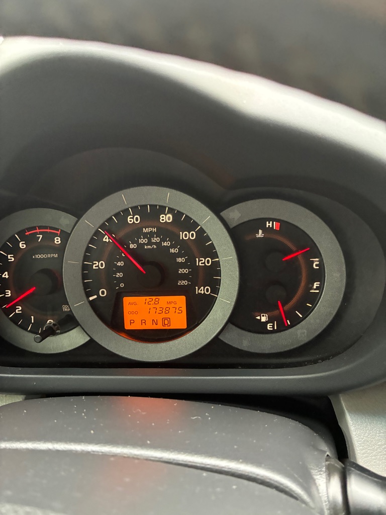Photo 20 of this TOYOTA RAV4