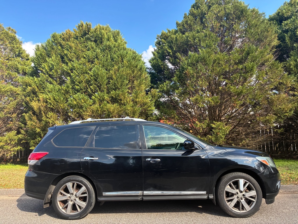 Photo 3 of this NISSAN PATHFINDER
