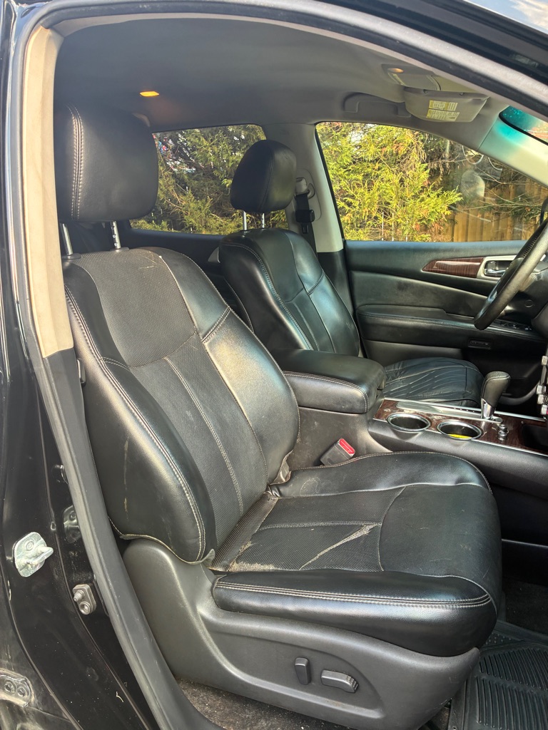 Photo 14 of this NISSAN PATHFINDER