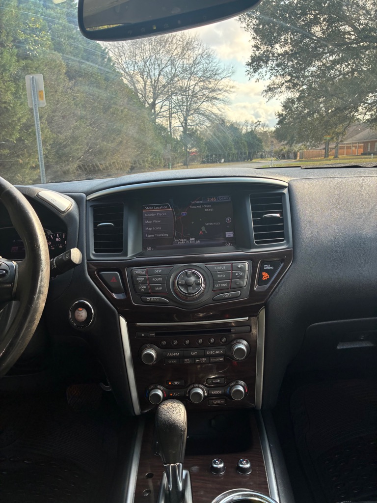 Photo 17 of this NISSAN PATHFINDER