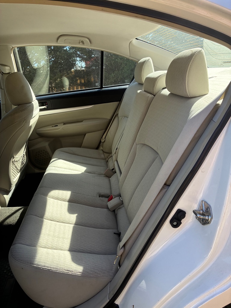 Photo 9 of this SUBARU LEGACY