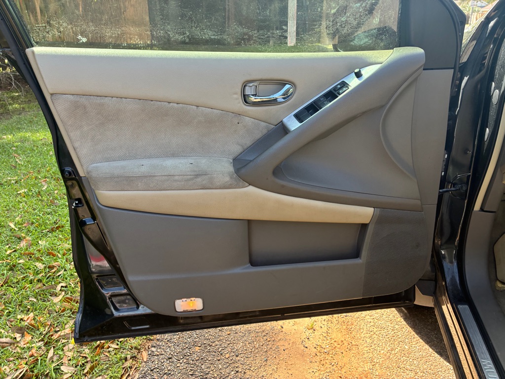 Photo 8 of this NISSAN MURANO