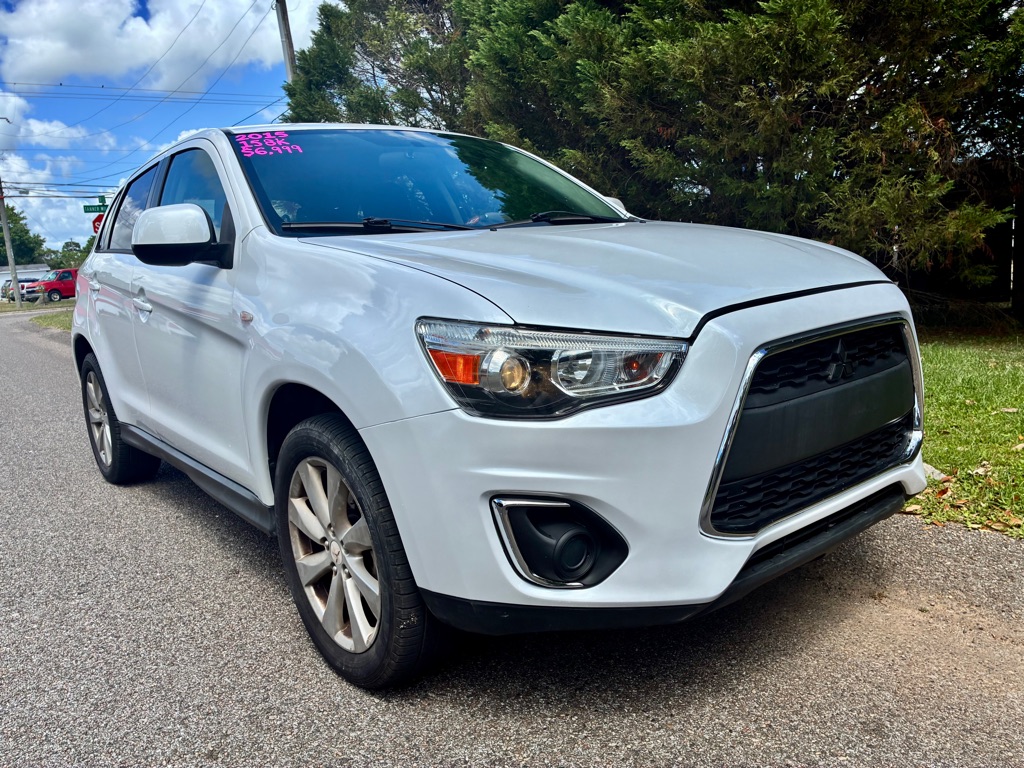 Photo 6 of this MITSUBISHI OUTLANDER SPORT